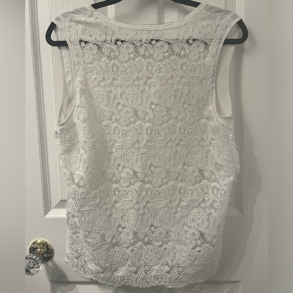 Zara W&B Collection White Top with Lace in the back - Picture 5 of 6